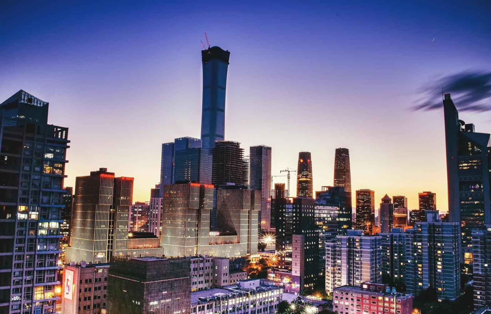 Участники программы велосипедных экспедиций во время практического занятия на горных маршрутах